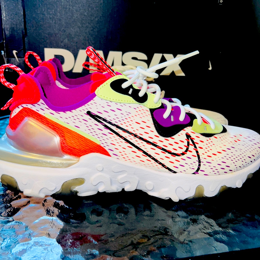 Nike Men React Vision